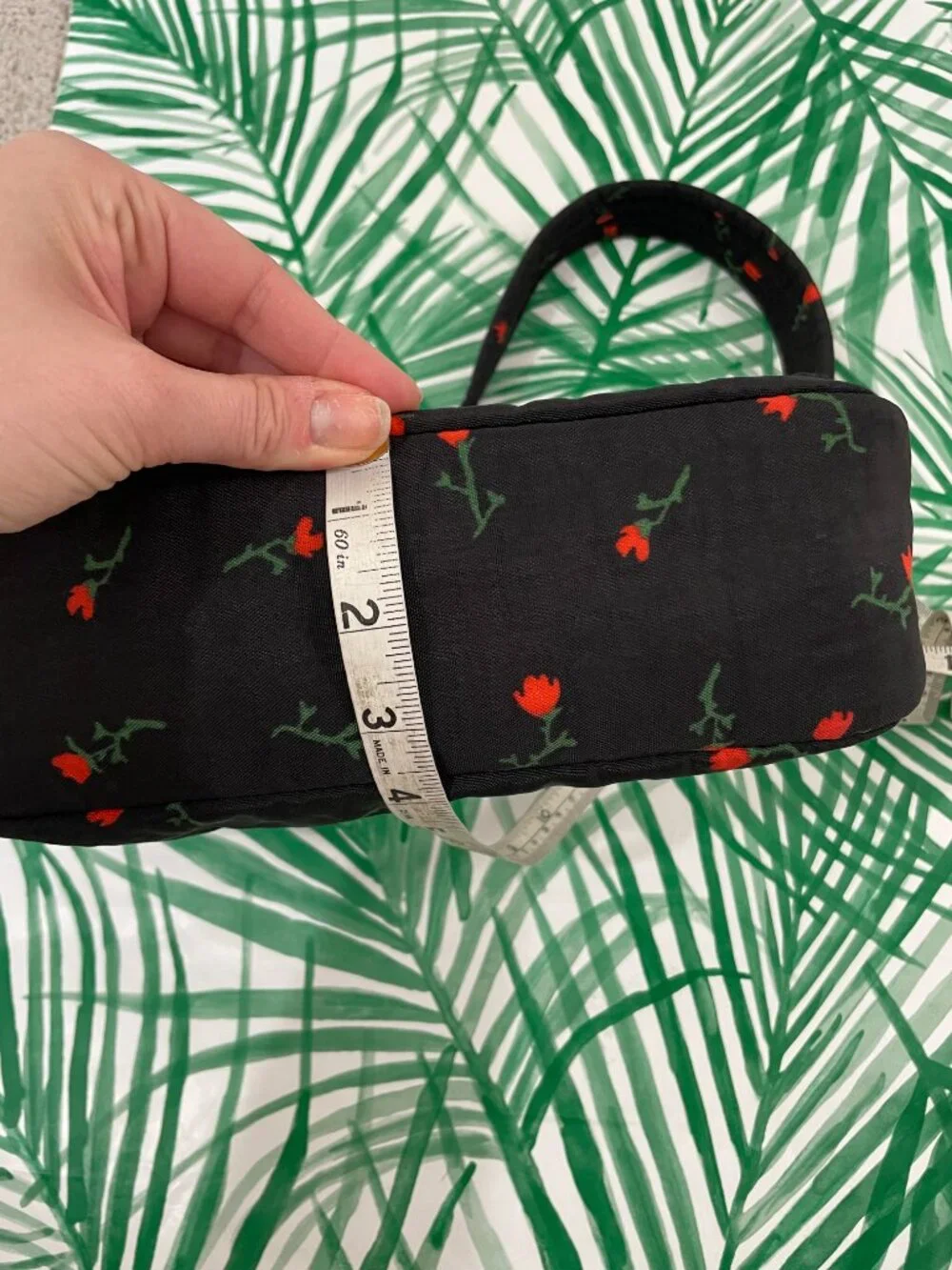 Baggu Cargo Shoulder Bag in Painted Wildflower Black